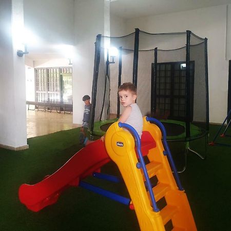 Hotel Sumadija Rafailovici Bečići Zewnętrze zdjęcie