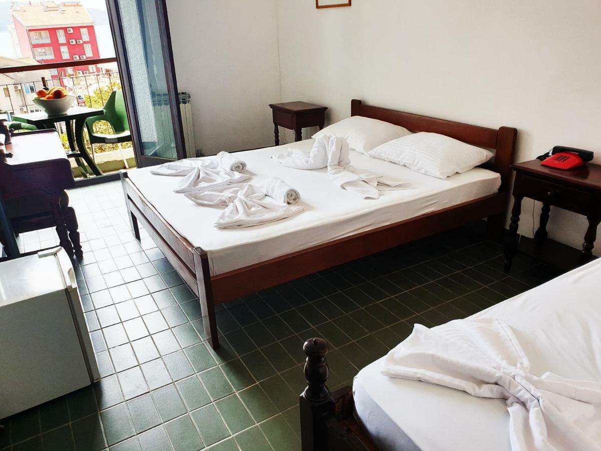 Hotel Sumadija Rafailovici Bečići Zewnętrze zdjęcie