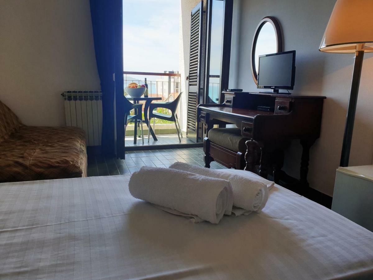 Hotel Sumadija Rafailovici Bečići Zewnętrze zdjęcie