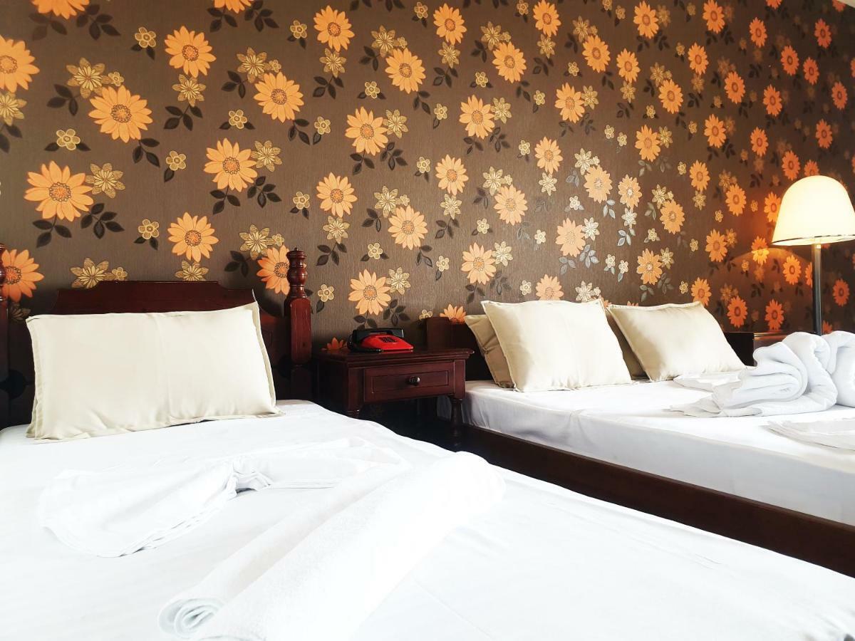 Hotel Sumadija Rafailovici Bečići Zewnętrze zdjęcie